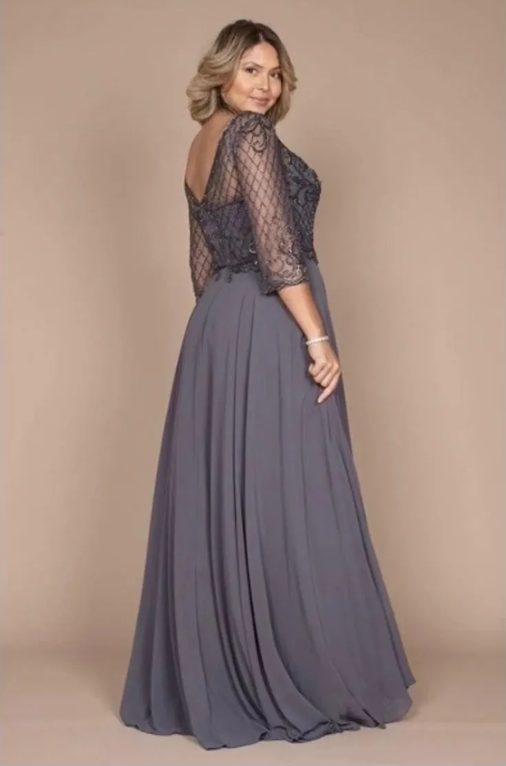 Mother of the Bride / Long sleeve with a scoop neckline